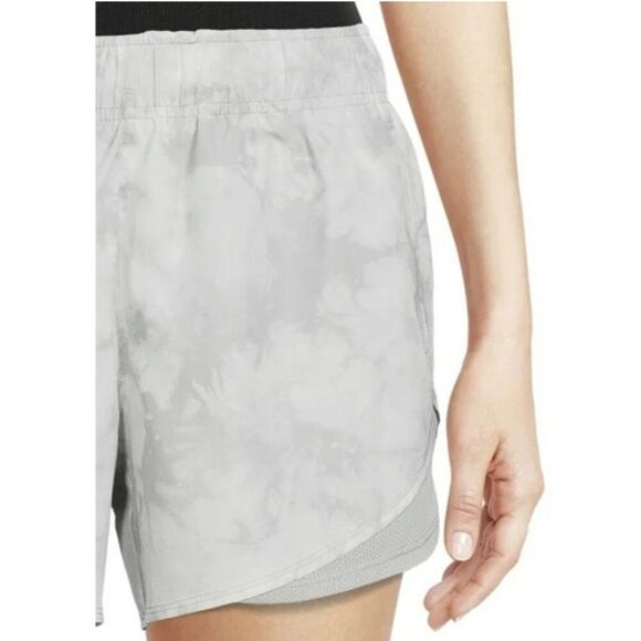 Athletic Works Womens Running Shorts XL Artic Tie-Dye Sporty Lined Fitness Gym - Picture 5 of 9